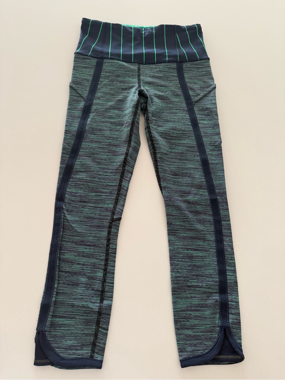 lululemon Y2K Teal Space-Dyed Capri with Navy Accents